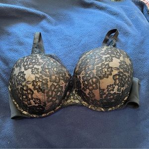 Torrid Curve Push Up Bra Underwire Lace Plus Size Black 44DD